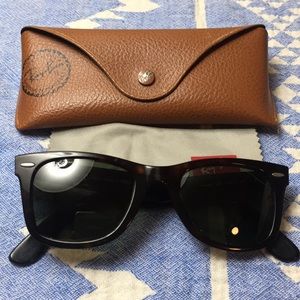 Used Ray Ban Original Wayfarers
